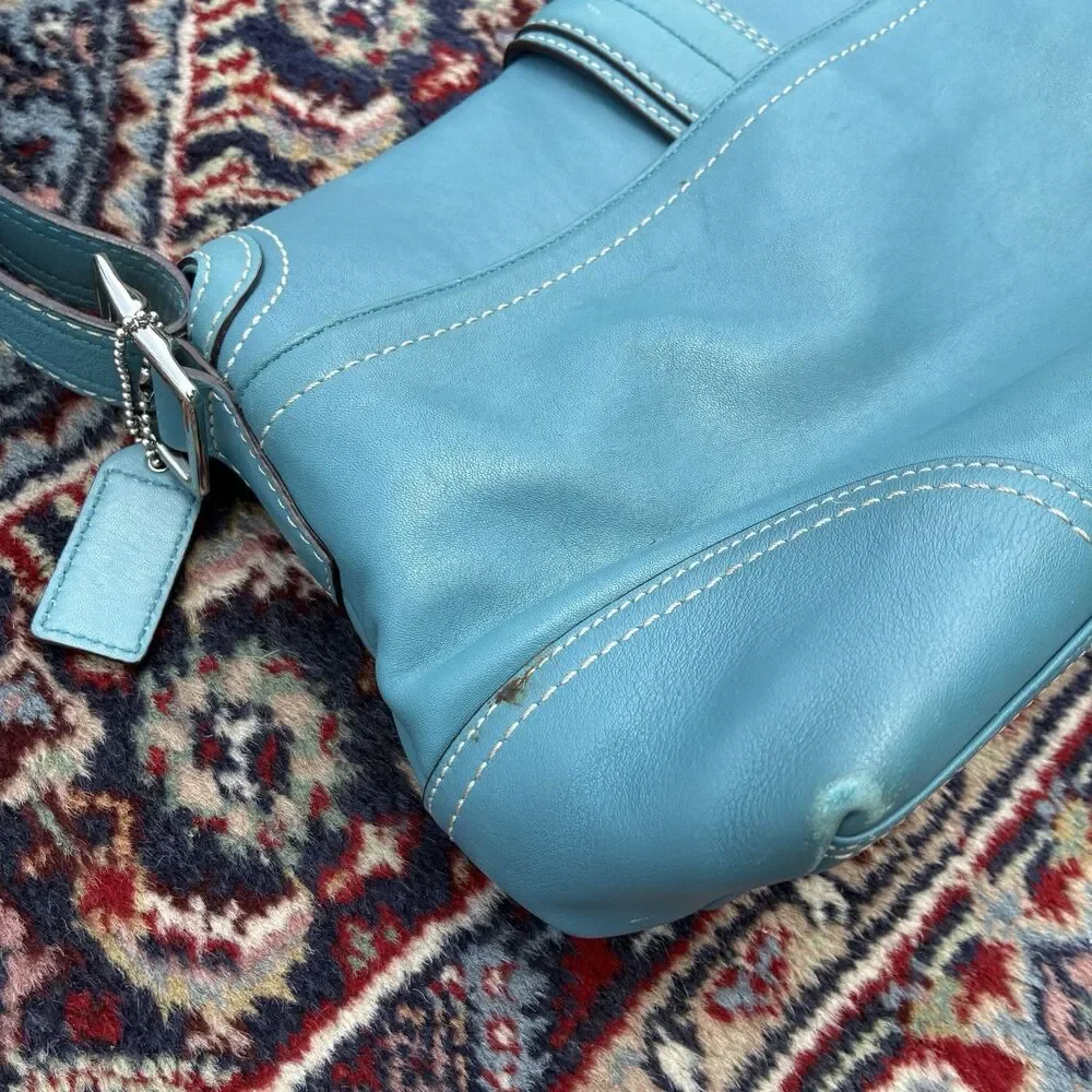 Coach F11196 MEDIUM Vintage Y2K Soho Flap Leather Shoulder Bag Blue